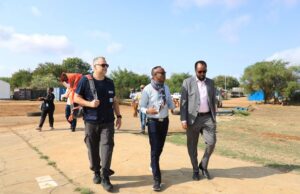 Wafdi uu hoggaaminayo Guddoomiyaha SODMA oo Bakool u tagay u kuurgelidda Xaaladaha Bani aadamnimo