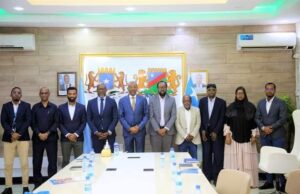 Madaxweyne Laftagareen ayaa qaabilay wafdi uu Hogaaminayo Madaxa ugu Sareeya Hay’adda UNHCR ee Soomaaliya