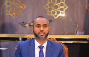 Wasiirka Jaamac oo mucaaradka dowladda si adag ula hadlay.