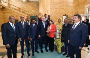 Madaxweynaha Turkiga oo kulan gaar ah la yeeshay xildhibaanno ka tirsan Baarlamaanka Soomaaliya