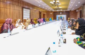 RW Xamsa oo la kulmay Haweenka Ololaha Hooyo u hiilli Qaranka