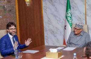 Safiirka Dowladda Turkiga ee Soomaaliya oo la Kulmay Madaxweynaha Somaliland