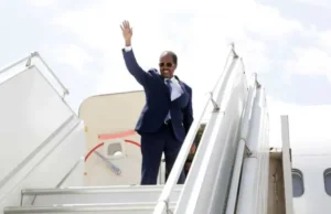 Madaxweynaha Soomaaliya oo u safray Daarusalaam Tanzania