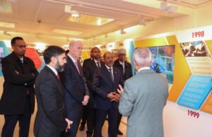 Sawiro;-Madaxweyne Xasan Sheekh Oo Booqday Xarunta Adeegyada Casriga ah ASAN Ee Azerbaijan