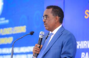 Wasiir Cali Xoosh “Waxaan meel iska dhigeynaa Khilaafka Siyaasadeed si loogu guuleysto Dagaalka ka socda Puntland”.