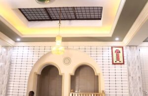 Sawiro;Masuuliyiin ka tirsan maamulka Koonfur Galbeed oo magaalada Baydhabo uga qeybgaley Daahfurka Masaajidka Al-Furqaan oo qaab casri ah loo dhisay.