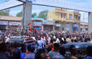 Akhriso ;-War-Saxaafadeed