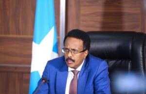 Madaxweyne Farmaajo oo si adag uga hadlay xariga loo geystay Guddoomiyaha Urur-siyaasadeedka Shacabka.