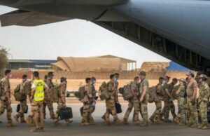 Maraykanka oo ciidamadiisa kala baxaya dalka Suuriya +qorshaha maraykanka.