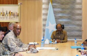 Maxay ka wadahadlen MW Xasan Sheekh iyo Taliyaha ciidanka Mareykanka ee AFRICOM?.