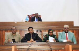 Xildhibaanada golaha shacabka oo ka dooday hindise sharciyeedka dad dhigiska iyo tirakoobka xaaladaha madaniga.