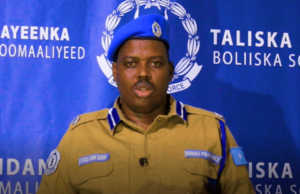 Booliska Soomaaliya oo gacanta kusoo dhigay Koox dilal iyo dhac ka geystay Muqdisho