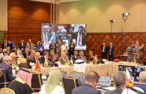 Guddoomiye Aadan Madoobe oo khudbad ka jeediyay Shirka Baarlamaanka Carabta