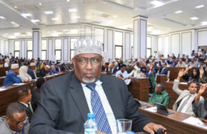 Kulankii maanta ee Golaha Shacabka oo baaqday iyo xiisadda oo kasii dareysa.