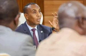 Ra’iisul wasaare xamse oo guddoomiyey shir muhiim ah