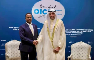 Wasiirka Arrimaha Dibadda Soomaaliya oo Kulan Doceed la yeeshay Dhigiisa Dowladda Kuwait.