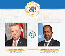 Madaxwayne Xasan Sheikh oo Qadka Taleefanka kula hadlay Ordugan.