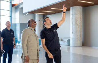 Madaxweyne Xasan Shiikh oo tagay halka lagu sameeyo Diyaaradaha Turkiga ee Bayraktar.