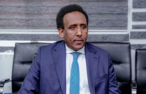 Hay’adda Socdaalka oo ka hadashay sababta u dhaqan gelin isticmaalka kaarka aqoonsiga Qaranka