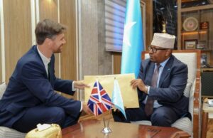 Dowladda Ingiriiska oo DF ku wareejisay xero ciidan oo ku taala Baydhabo