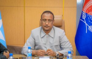 Duqa Muqdisho oo sheegay in waddooyin loo furayo Suuqyada Muqdisho