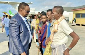 Hirshabelle oo Muqdisho ka sagootisay Macawiisleyda ka soo kabtay dhaawacyadii ka soo gaaray dagaalka ay kula jireen Al-shabaab.