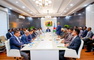 Sawiro;-Gollaha wasiirada Maamulka Koonfurgalbeed Soomaaliya oo maanata yeeshay shirkoda todobada ah .