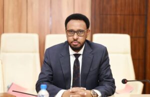 Dowladda Soomaaliya oo Casriyeeysay Hannaanka Canshuur Uruurinta Gaadiidka,