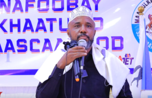 Garaad Jaamac Garaad Cali oo ku baaqay in la garab istaago Maamulka Waqooyi bari