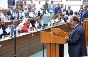 Madaxweynaha Soomaaliya oo codsaday in dib loo dhigo Furitaanka Kalfadhiga 7aad ee Baarlamaanka Soomaaliya?