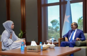 Madaxweynaha Soomaaliya oo Qaabilay Xiddigta Caalamiga ah ee Feerka, Ramla Cali?