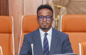 Dowladda Fedaraalka oo abaal marin u balan qaaday askarigii Madaxtooyada ka celiyay Al-shabaabkii weeraray godka Jilicow?