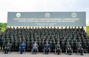 Madaxweynaha Rwanda oo Wiilkiisa ugu yar ku biiriyay Ciidamada Dalkaas