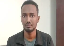 Rwanda oo Soomaaliya u gacangelisay Nin ku eedeysan Kufsi & faafinta Muuqaallo anshax-xumo ah?