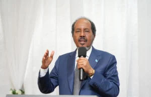 Xasan Shiikh oo Mareykanka kala hadlay dagaalka AS