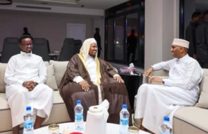 Prime Minister Hamza Visits Sheikh Abdirashid Sheikh Ali Suufi and Meets Mogadishu Residents