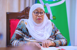 Golaha Wasaaada Tanzania oo Laga Saaray wasiirkii Soomaaliga ahaa.