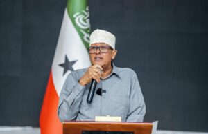 Cirro oo la sheegay in uu go’aan degdeg ah ku gaaray hakinta bandhigga Buugga rabshadaha geliyay Awdal