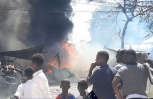 Wararkii ugu dambeeyay Dab ka kacay caasimadda Indonesia oo dad badan ku dhinteen