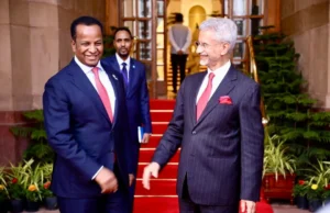 Soomaaliya iyo Hindiya oo Xoojinaya Xiriirka Laba-Geesoodka ah.