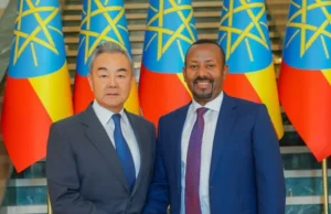 Wasiirka Arrimaha Dibadda ee dalka Shiinaha oo kulan layeshay Aby Axmed.