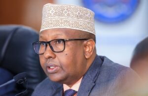 Dowlada Soomaaliya oo Si Adag udifaacday sababta ay Imaaraadka dalka uga Cayrisay.