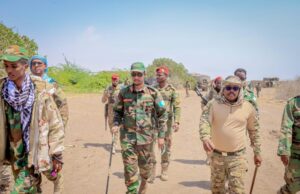 Taliyaha ciidanka Dhulka oo tagay deegaano laga saaray Al-shabaab.