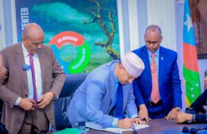 Sawiro;-Wasiirka Cusub ee Arrimaha Gudaha Koonfur Galbeed oo Xilka Si Rasmi ah Ula Wareegay