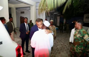 RW Xamsa oo hoygiisa ku booqday M/ hore Shariif Sh Axmed..