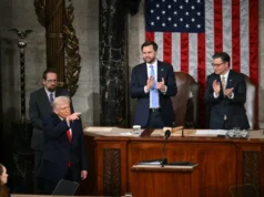 Trump oo weerar Afka ah ku qaaday Soomaalida & Ilhaan Cumar oo jawaab ka bixisay