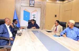 Guddiyada Madaxabannaan ee dib u eegista Dastuurka KMG ah oo maanta wareejinaya saddexda cutub ugu dambeeya ee Dastuurka Dalka