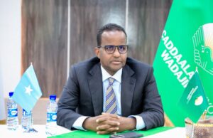 5 qodob uu Xildhibaan Odawaa sheegay in ay ku kala aragti duwanaadeen madaxweyne Xasan Sheekh!