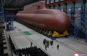 Kim Jong Un oo ballan qaaday ballaarinta nukliyeerka badda.