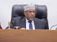 Guddoonka Golaha Shacabka oo hor istaagay in ay Muqdisho ka dhoofaan Xildhibaanno u socday Garoowe